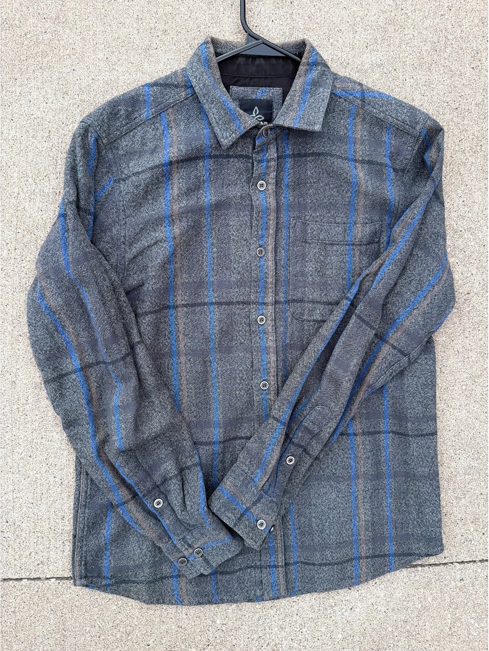 Small - Men - prAna Gray and Blue Plaid Button-Up Shirt